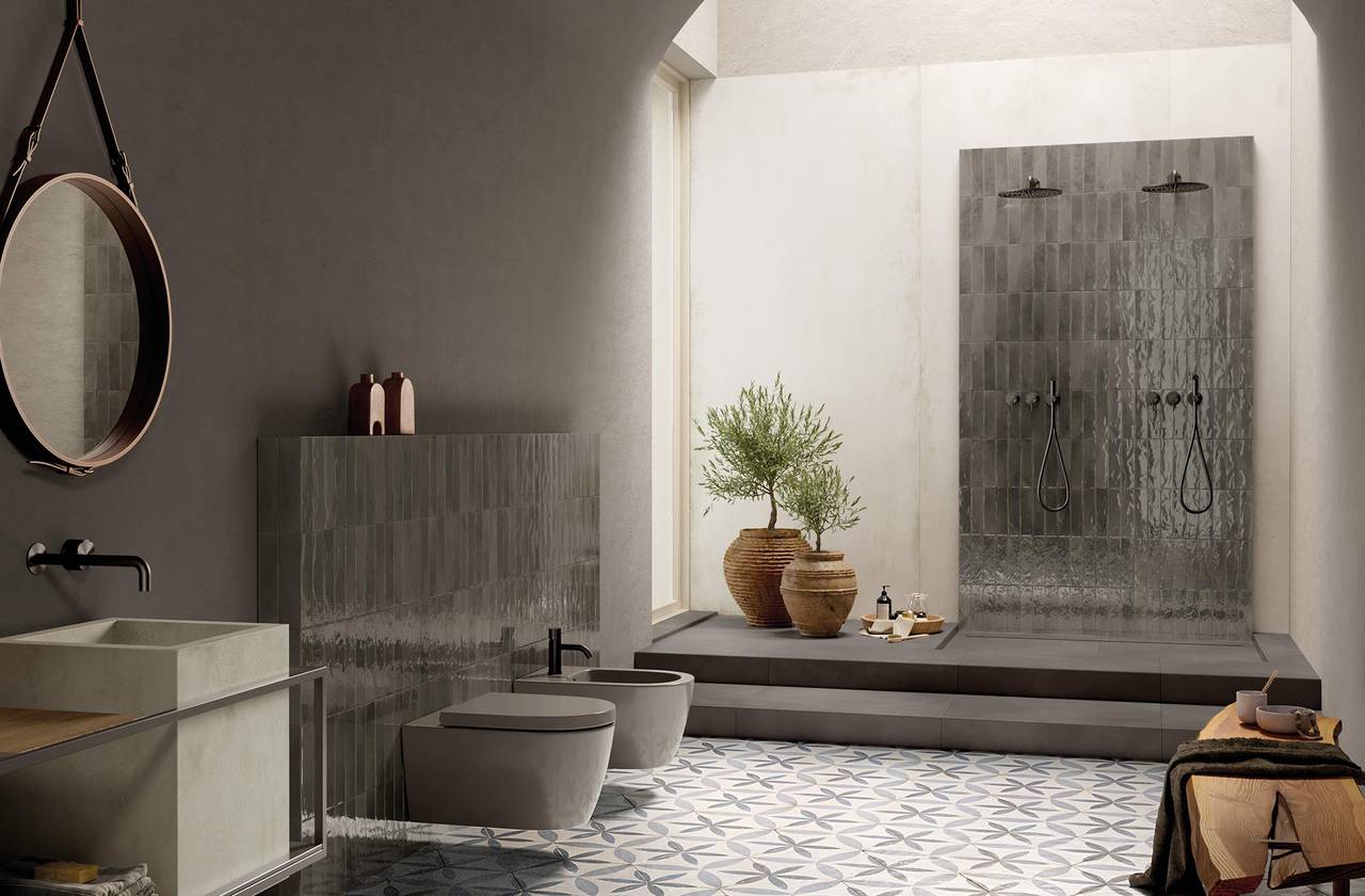Room view Bathroom, created with tiles from the collection: GLIM – White, Grey