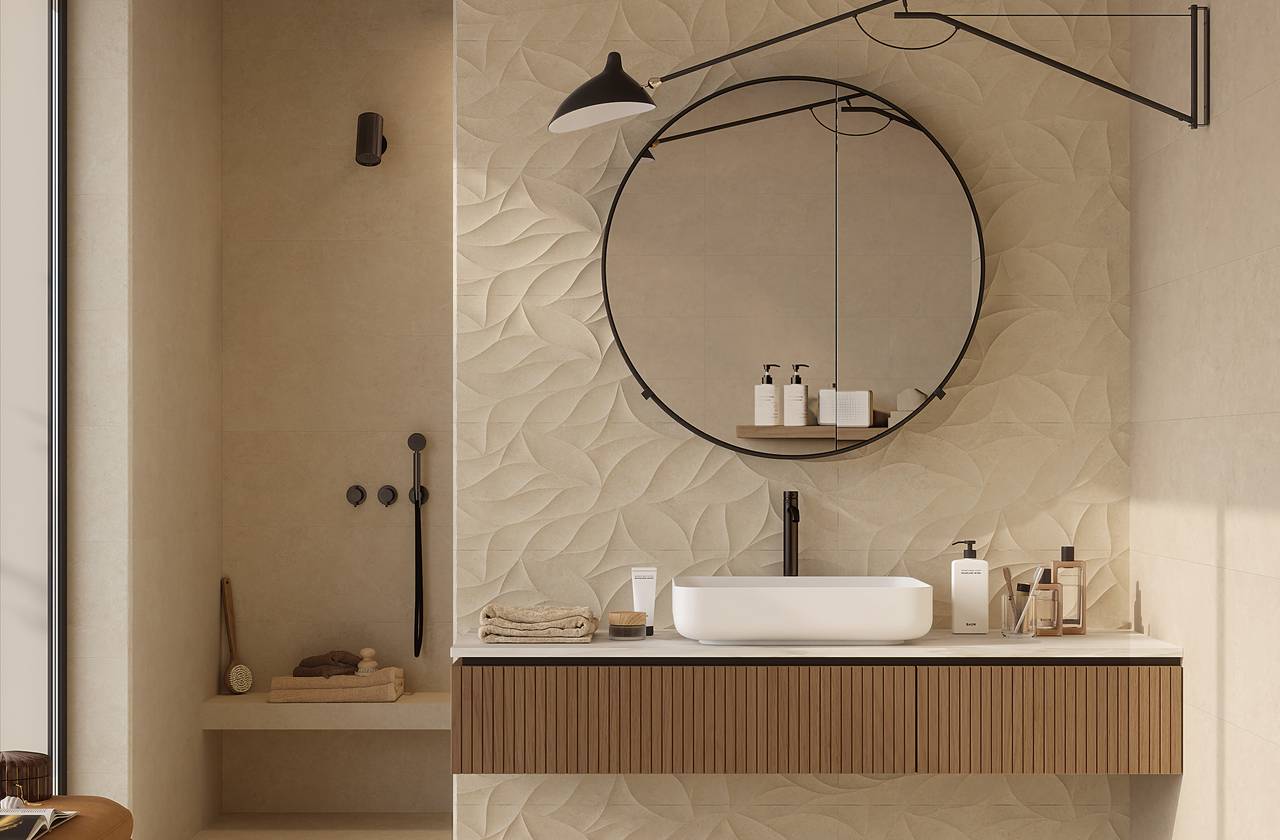 Room view Bathroom, created with tiles from the collection: OLTRE LA PIETRA – Beige