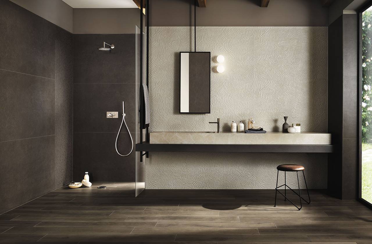 Room view Bathroom, created with tiles from the collection: BLOOM – Brown, Beige