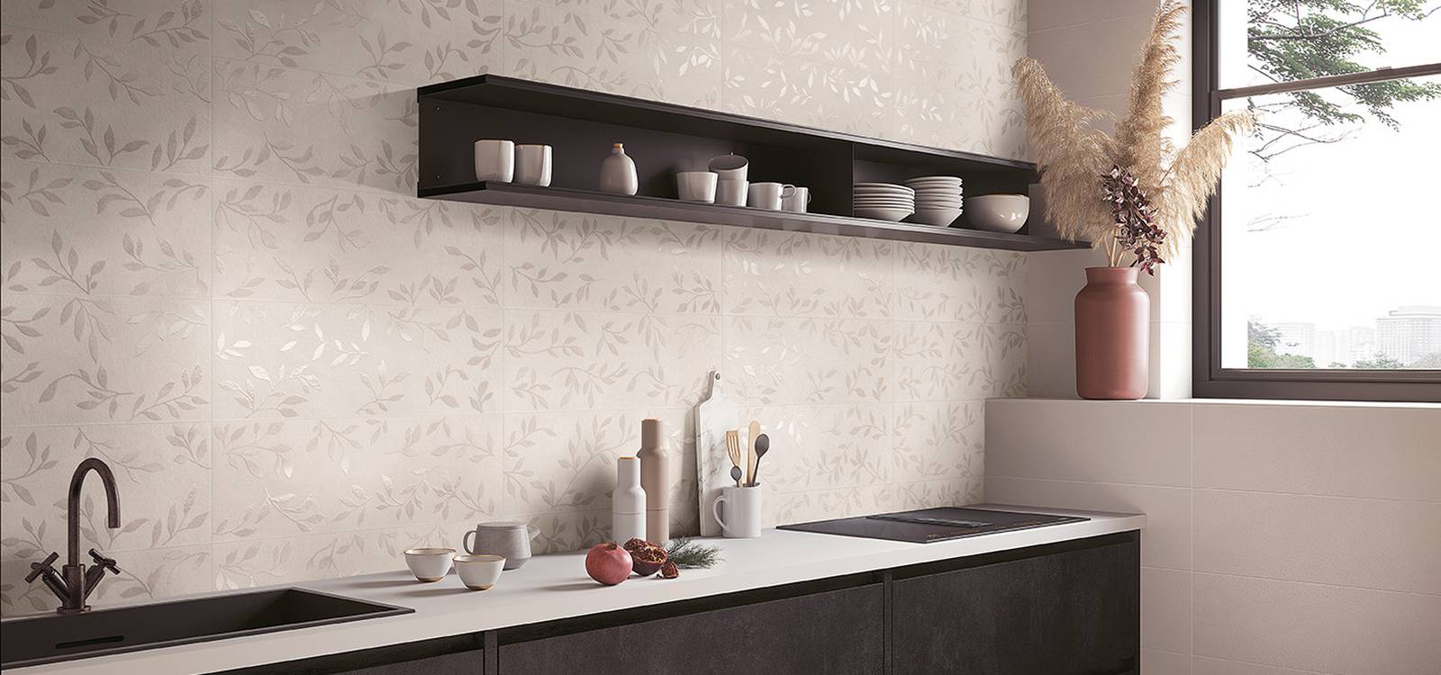 Imagen de ambiente , realizada con baldosas de la colección: DECO&MORE – BLANCO