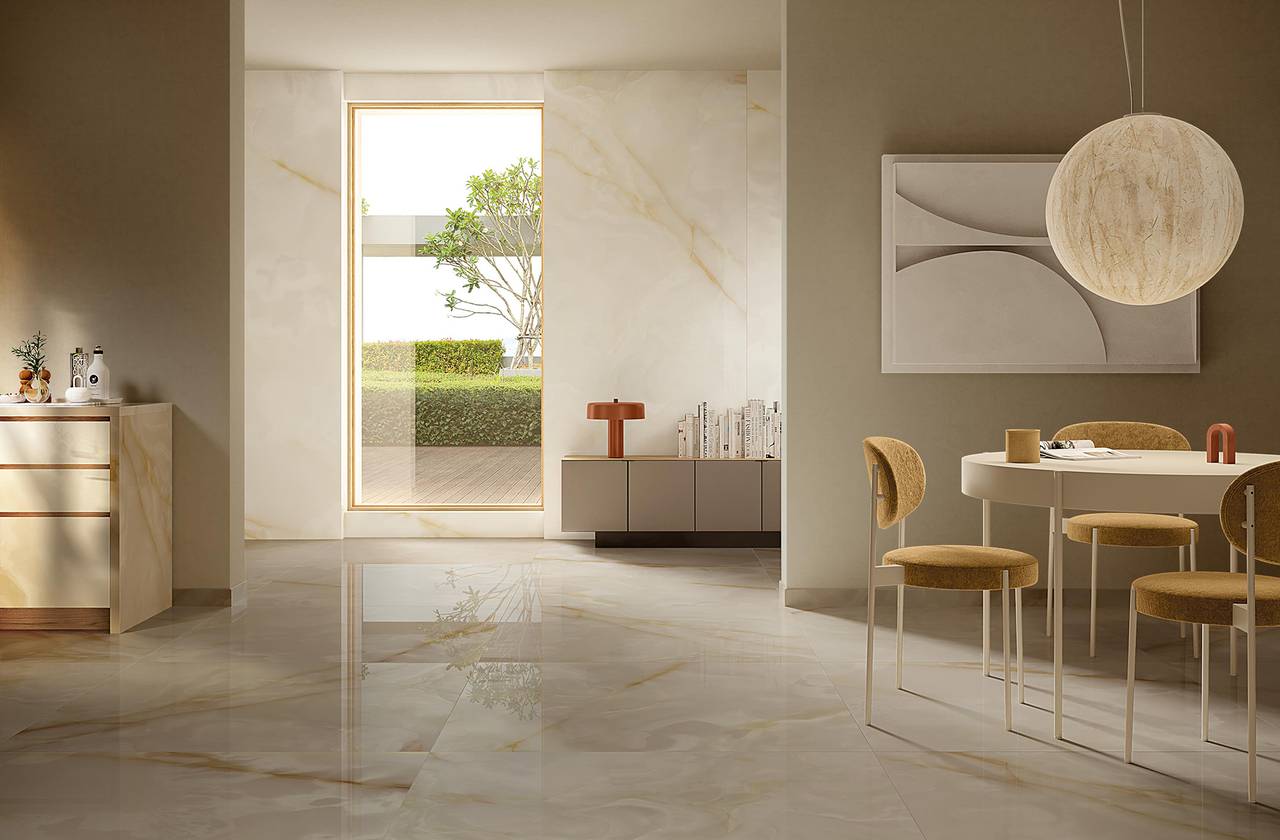 Raumabbildung Hous, gestaltet mit Fliesen aus der Kollektion: GEMME – WEISS, BEIGE