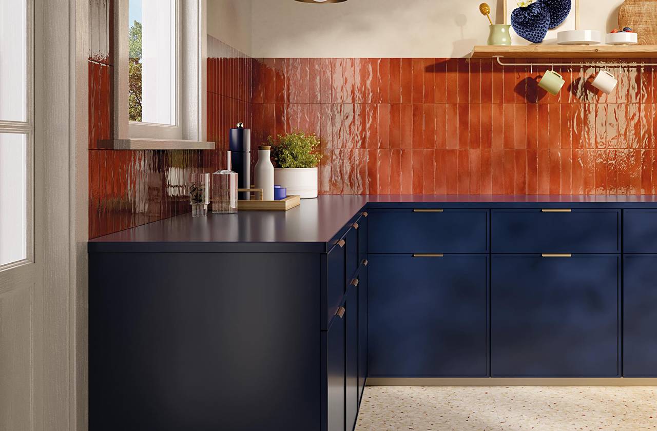 Интерьер Кухня, оформленный плиткой из коллекции: GLIM – Red, BEIGE