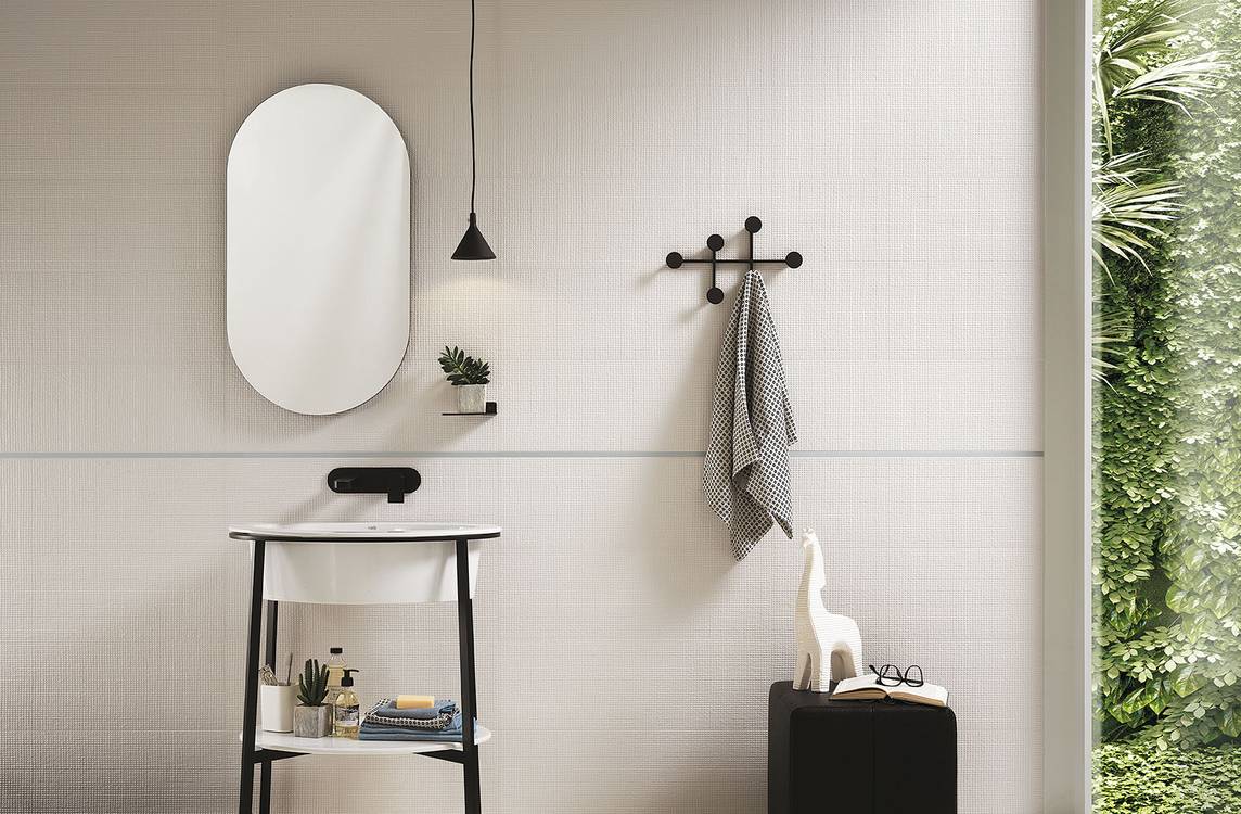 Imagen de ambiente Baño, realizada con baldosas de la colección: LUMINA 25x75 – 