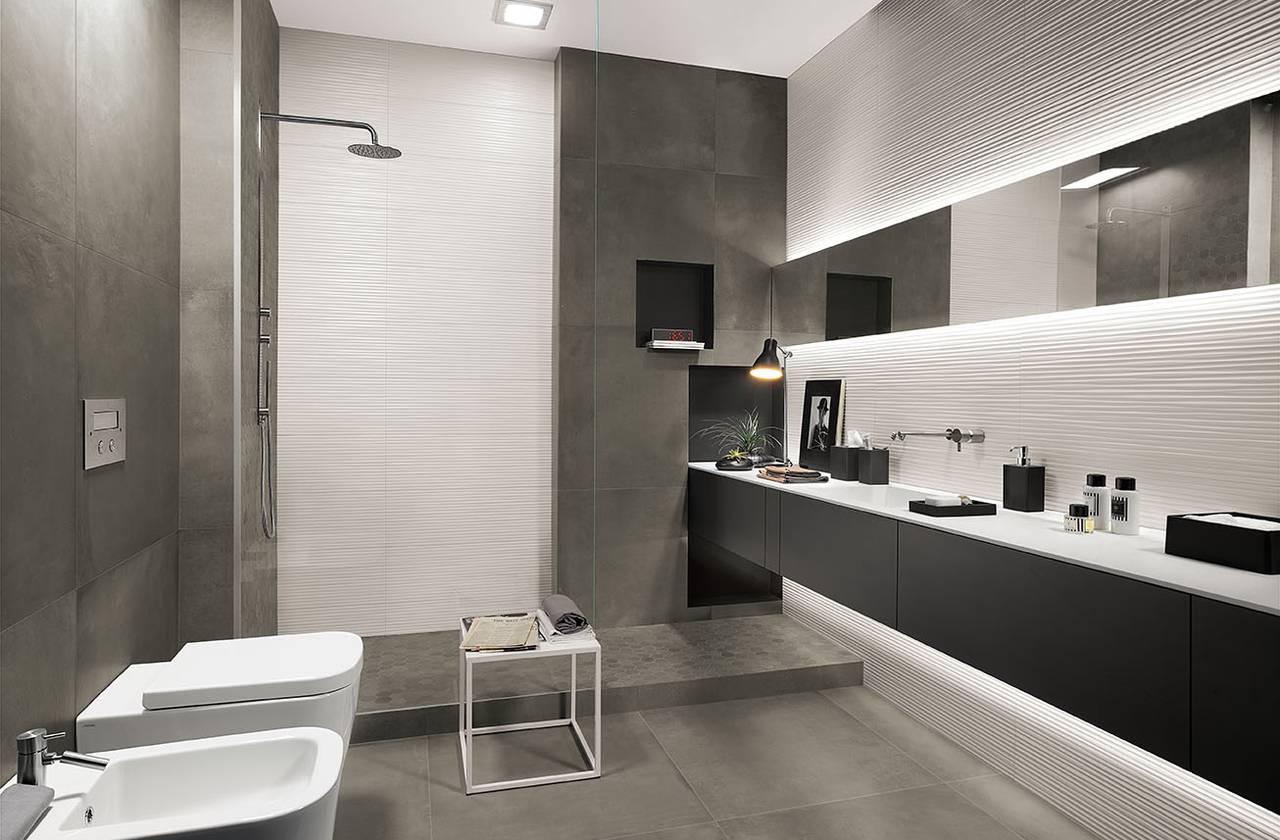 Room view Bathroom, created with tiles from the collection: LUMINA 25x75 – White