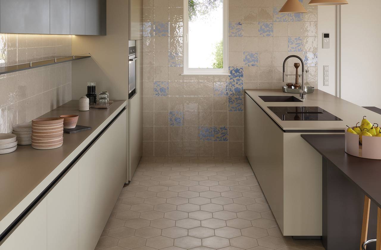 Room view Kitchen, created with tiles from the collection: MATERIA PURA porcelain tiles – Grey