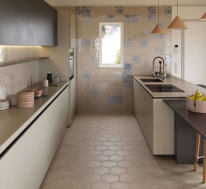 Room view Kitchen, created with tiles from the collection: MATERIA PURA porcelain tiles – Grey