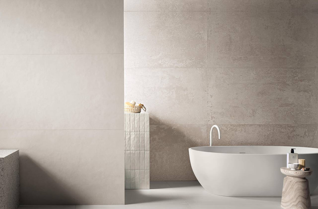 Room view Bathroom, created with tiles from the collection: OXIDE – White
