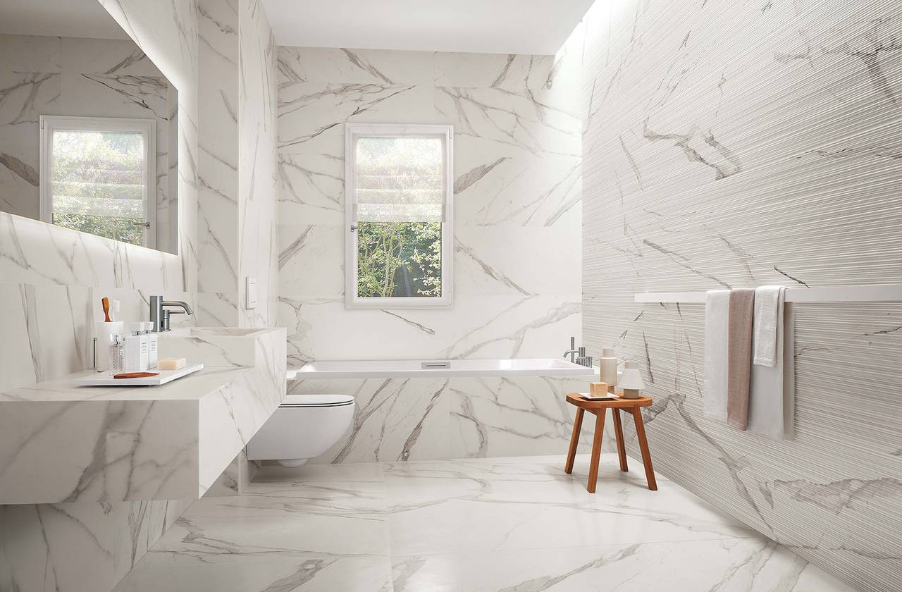 Room view Bathroom, created with tiles from the collection: ROMA – White
