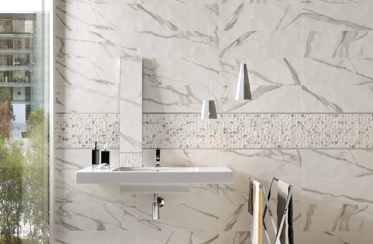 Room view Bathroom, created with tiles from the collection: ROMA – White