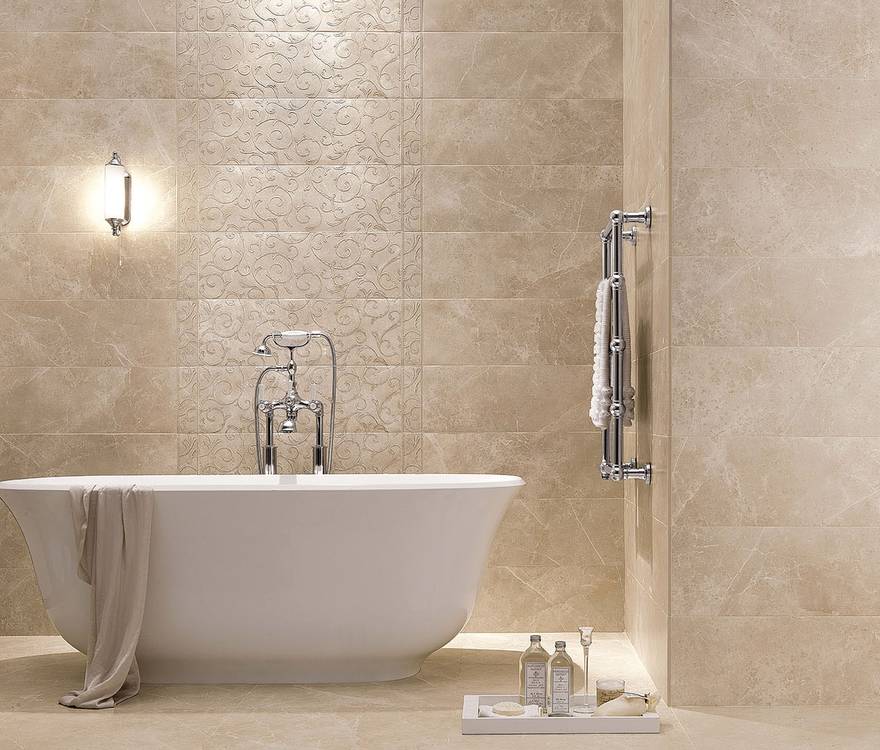 Imagen de ambiente Baño, realizada con baldosas de la colección: ROMA – BEIGE