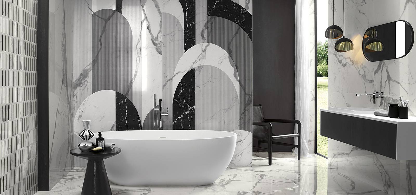 Room view Bathroom, created with tiles from the collection: ROMA GOLD – Black, White