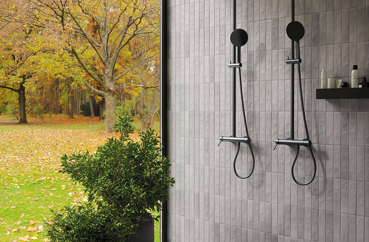 Room view Bathroom, created with tiles from the collection: STILL – Grey