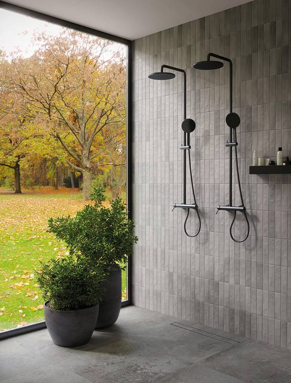 Imagen de ambiente Baño, realizada con baldosas de la colección: STILL – GRIS