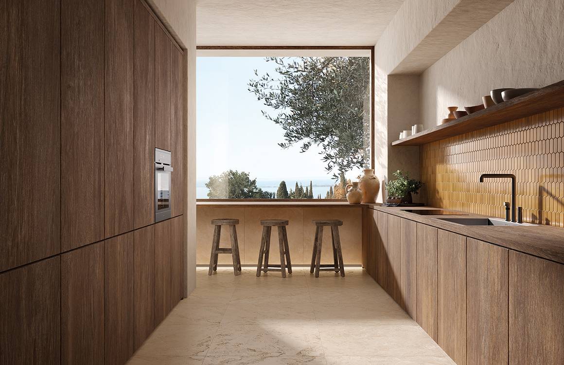 Imagen de ambiente Cocina, realizada con baldosas de la colección: VENTO DEL SUD – BEIGE, OTRAS