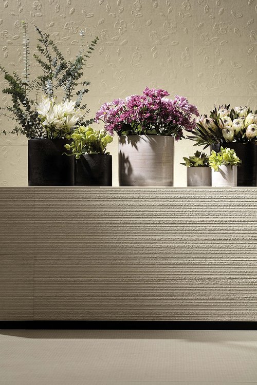 Imagen de ambiente , realizada con baldosas de la colección: LUMINA STONE – BEIGE