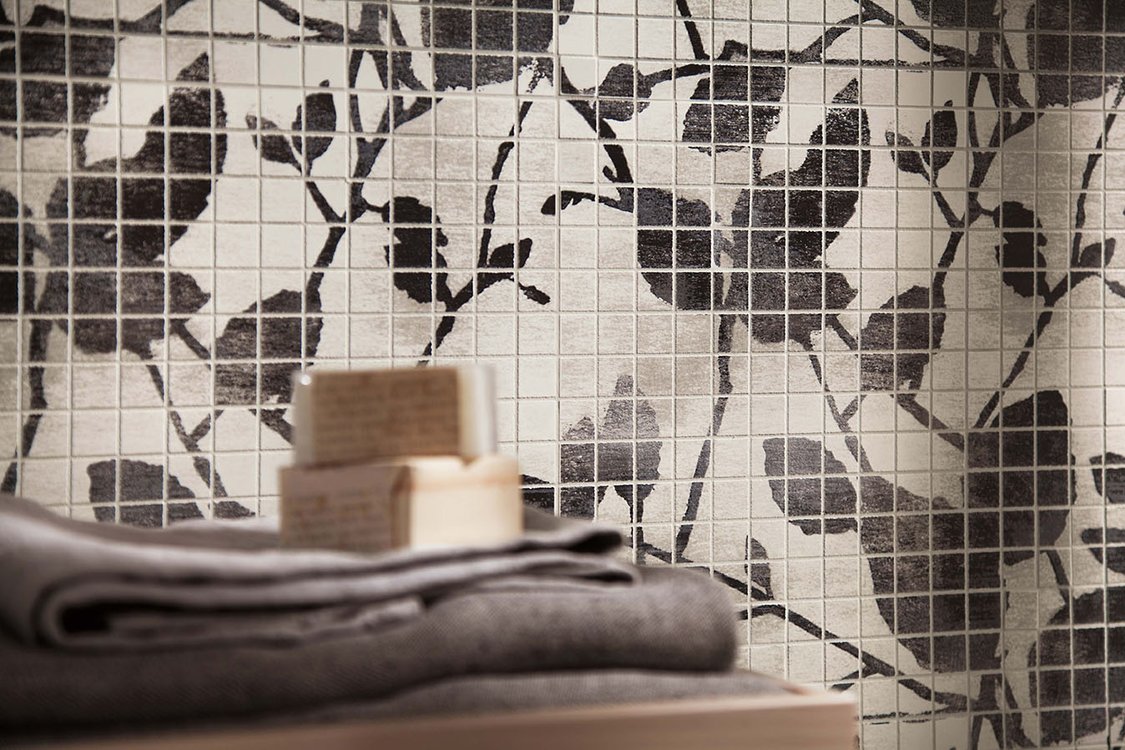 Room view , created with tiles from the collection: MAKU – White