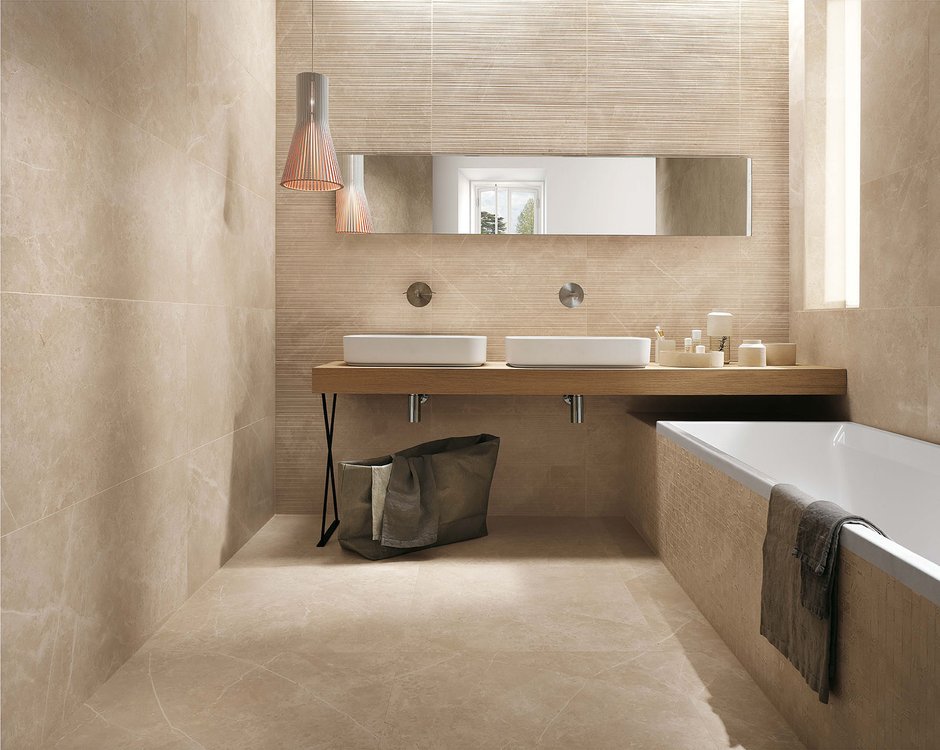 Room view Bathroom, created with tiles from the collection: ROMA – Beige
