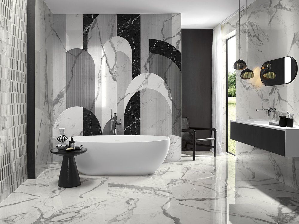 Imagen de ambiente Baño, realizada con baldosas de la colección: ROMA GOLD – BLANCO, NEGRO