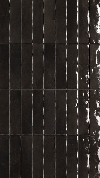 Imagen de ambiente , realizada con baldosas de la colección: GLIM – NEGRO